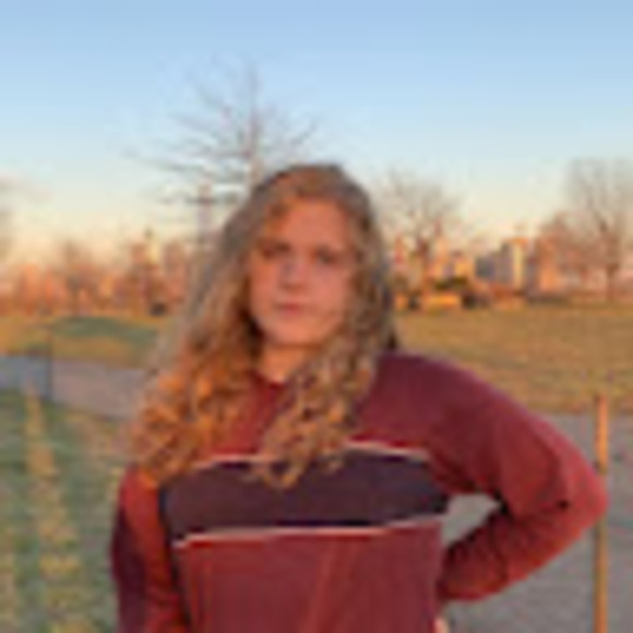 Meet your Posher, Mikayla - Picture 1 of 1